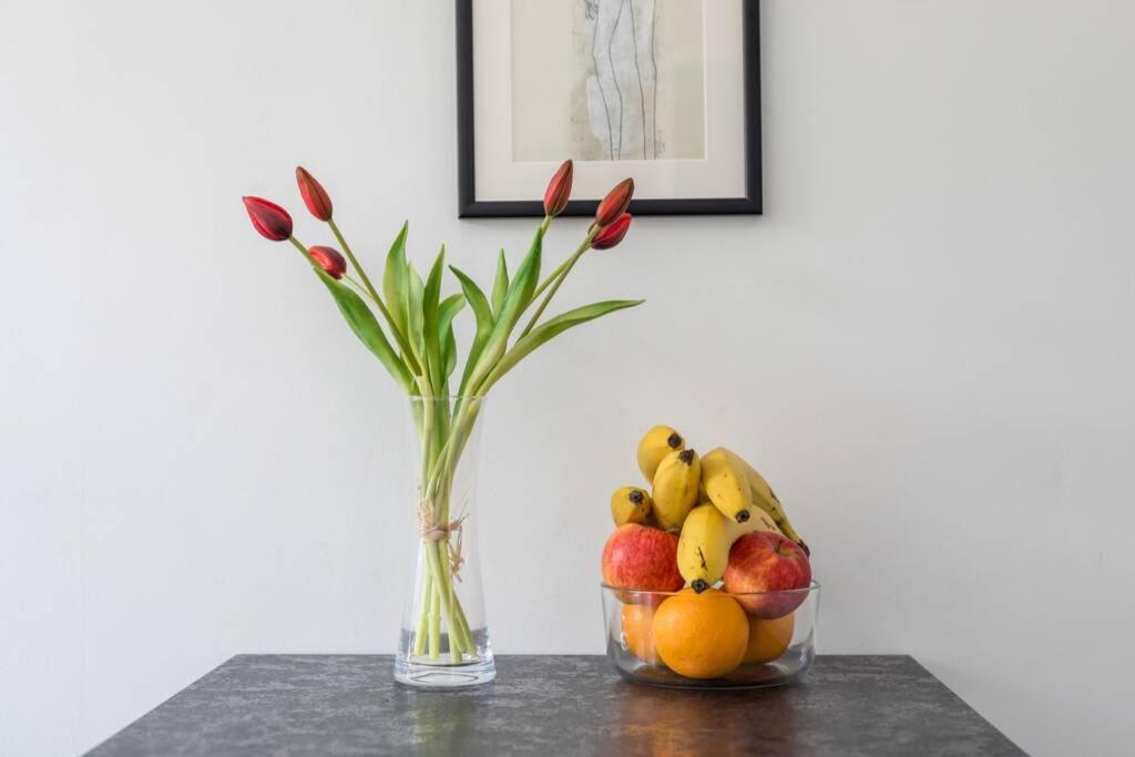 Banana Split Youth Apartment ภายนอก รูปภาพ