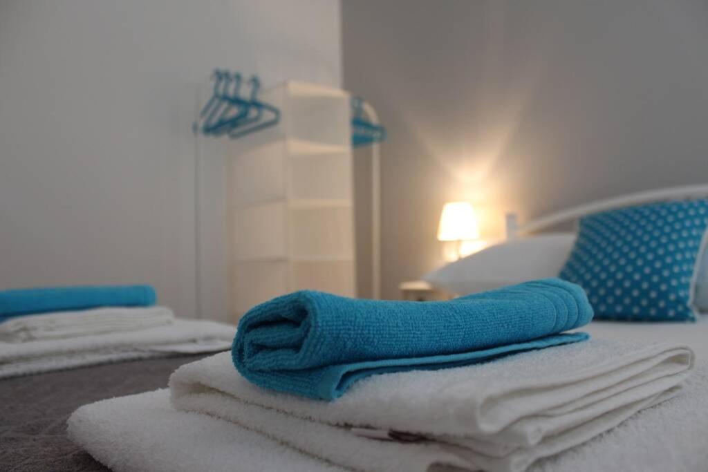 Banana Split Youth Apartment ภายนอก รูปภาพ